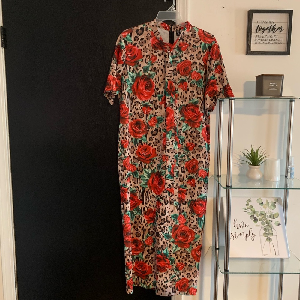 Rose body con dress